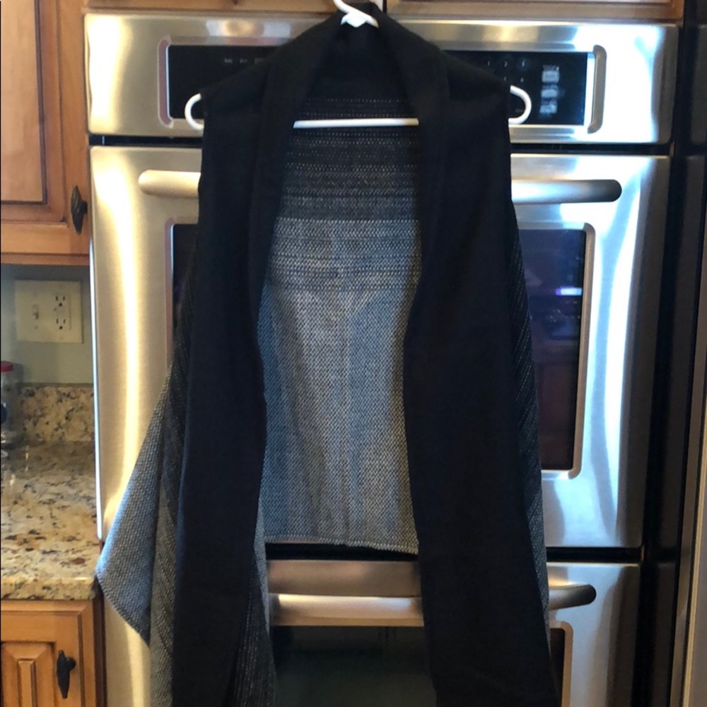 One Size cape